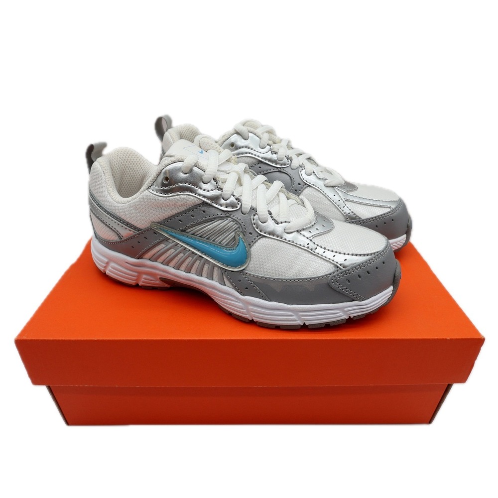 Nike Dart 7 GS/PS Kids 2.5Y Running Shoes 2009 Silver Scuba Blue 354820-142 NEW